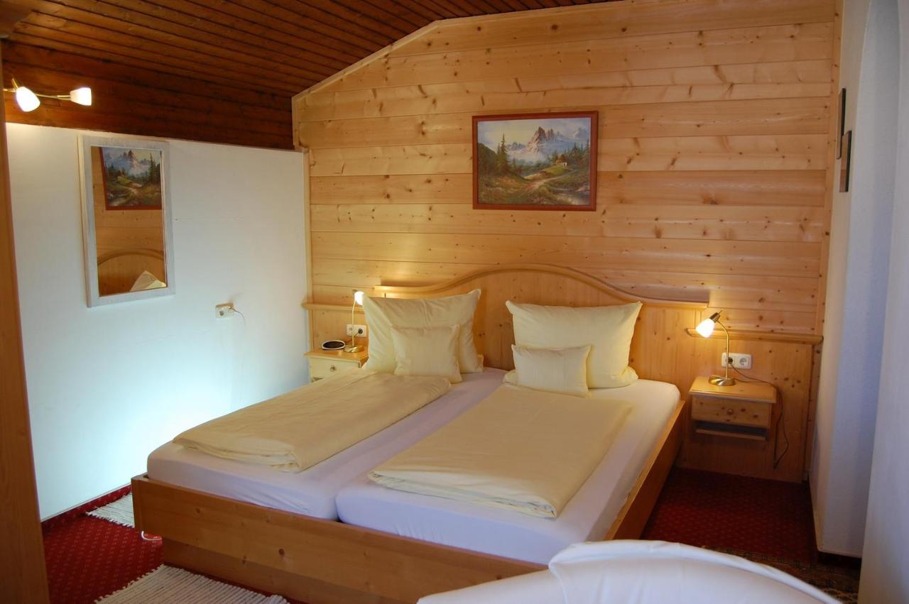 Hotel - Pension - Heidelberg Inkl. Chiemgaukarte โรพอลดิง ภายนอก รูปภาพ