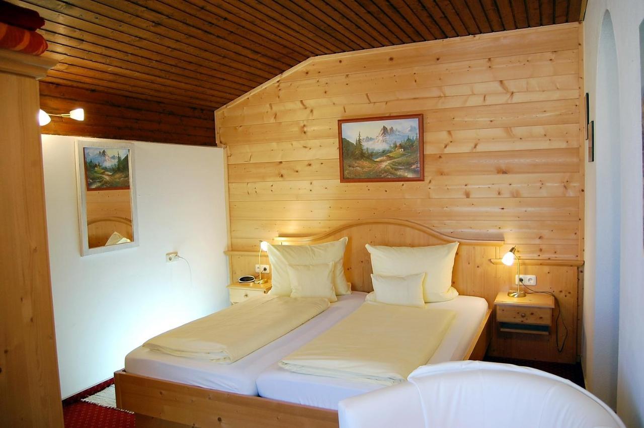 Hotel - Pension - Heidelberg Inkl. Chiemgaukarte โรพอลดิง ภายนอก รูปภาพ