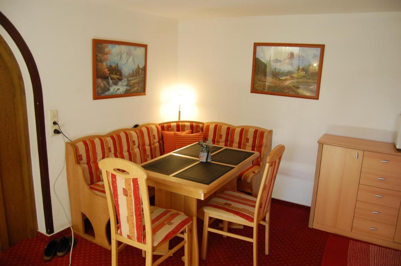 Hotel - Pension - Heidelberg Inkl. Chiemgaukarte โรพอลดิง ภายนอก รูปภาพ