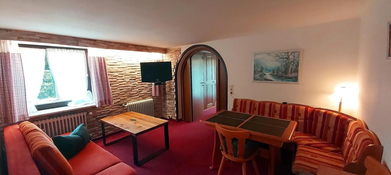 Hotel - Pension - Heidelberg Inkl. Chiemgaukarte โรพอลดิง ภายนอก รูปภาพ