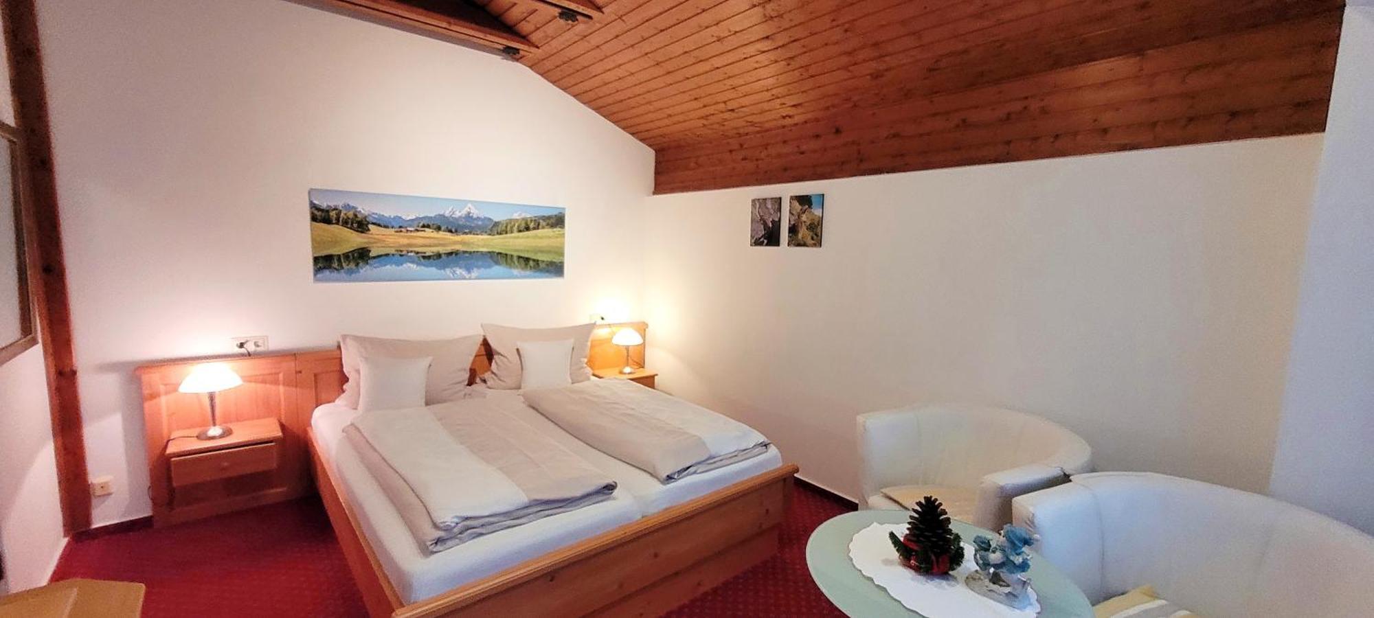 Hotel - Pension - Heidelberg Inkl. Chiemgaukarte โรพอลดิง ภายนอก รูปภาพ