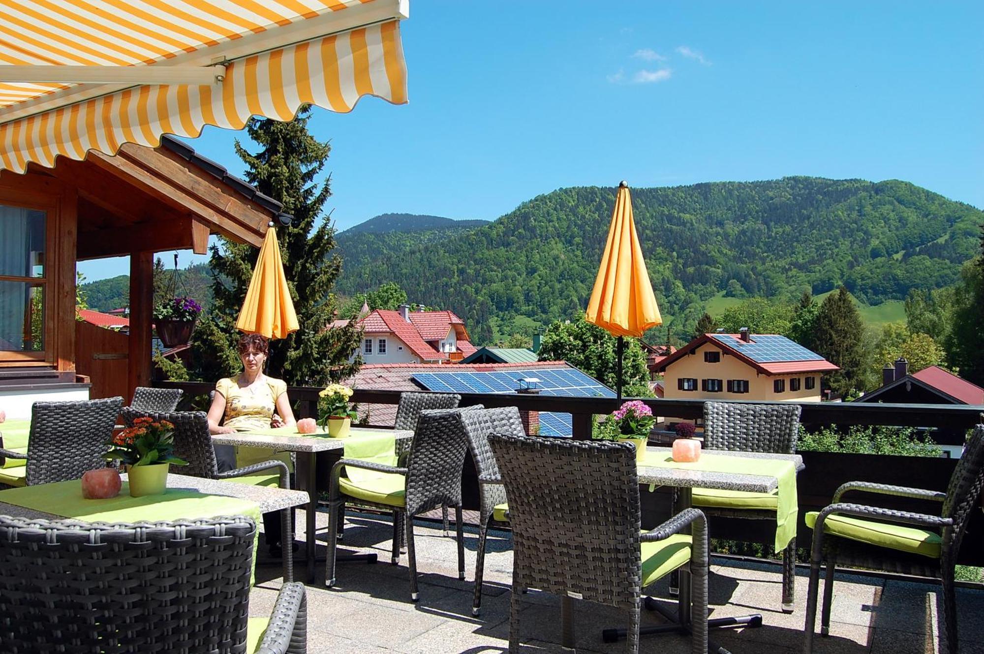 Hotel - Pension - Heidelberg Inkl. Chiemgaukarte โรพอลดิง ภายนอก รูปภาพ